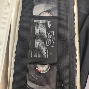 Walt Disney The Hunchback of Notre Dame VHS Tape - Black